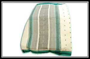 Handloom -rich pallu, small boarder, body all over butti with blouse, Rs. 350-4000/-